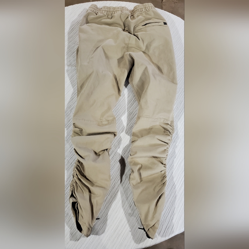 Divided Stacked Pants - Picture 3 of 3